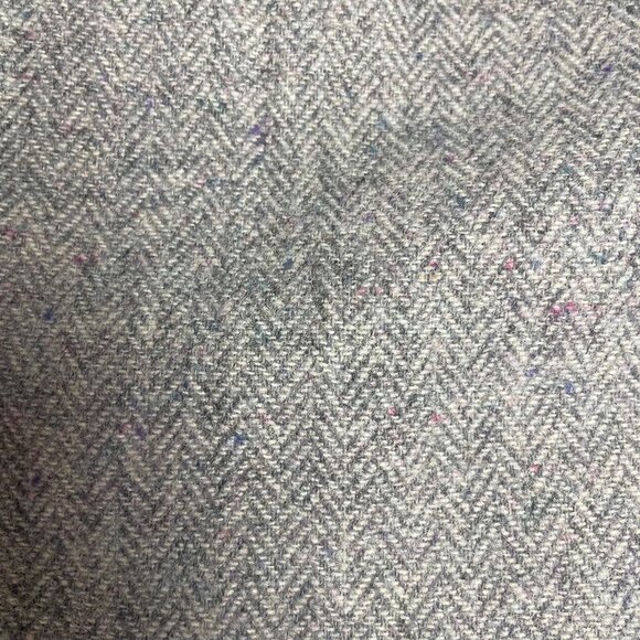 Talbots Wool Blend Chevron Crest Button Skirt Gray Sz 10 - Picture 5 of 8